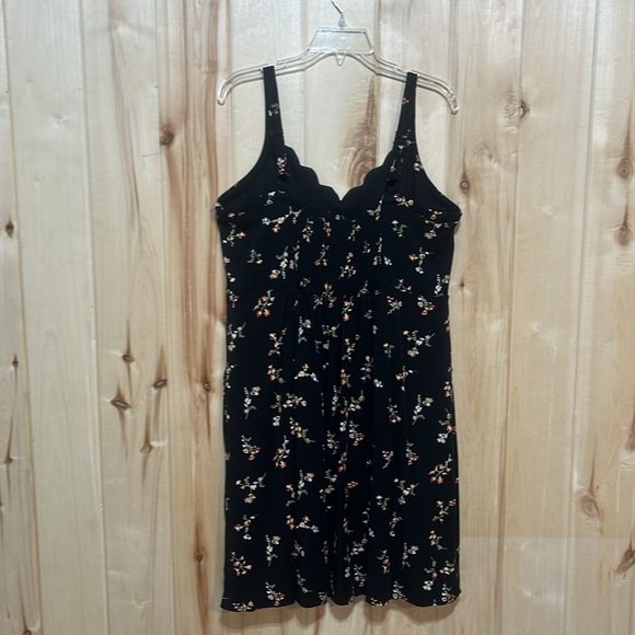 41 Hawthorn Black Floral Scallop Neck Mini Dress Size 2X - Picture 4 of 8